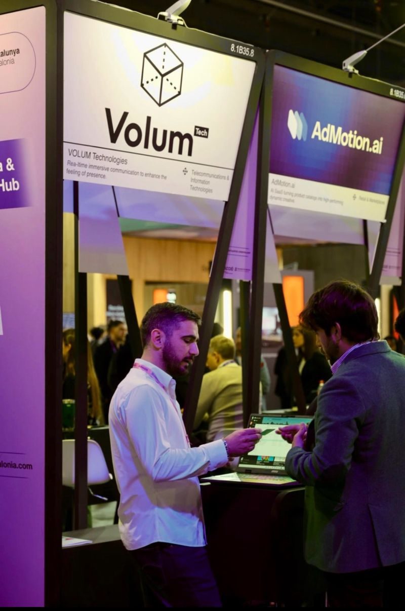 Visitors at the Volum booth at 4YFN / MWC 2026